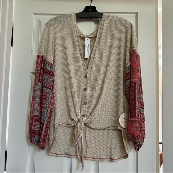 NWT Hummingbird Boho waffle knit button crop - Picture 2 of 6